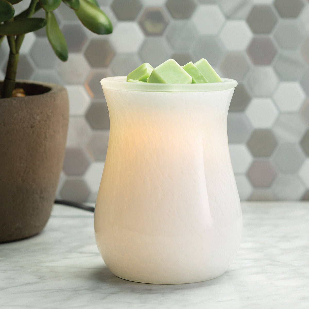 Pearl Glow Glass Illumination Warmer